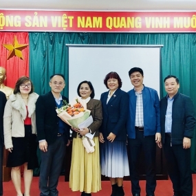 Hoạt động của lãnh đạo nhà máy