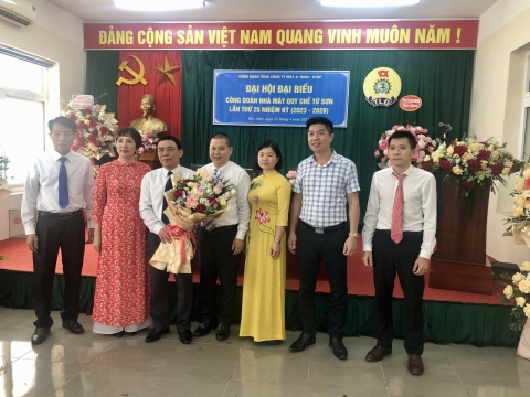 Ban chấp hành công đoàn nhà máy