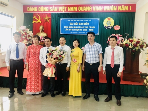 Ban chấp hành công đoàn nhà máy