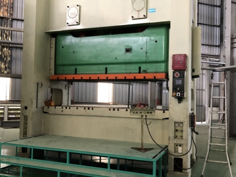 Hình Ảnh Máy Móc Sản Xuất " Nhà Máy Quy Chế Từ Sơn "