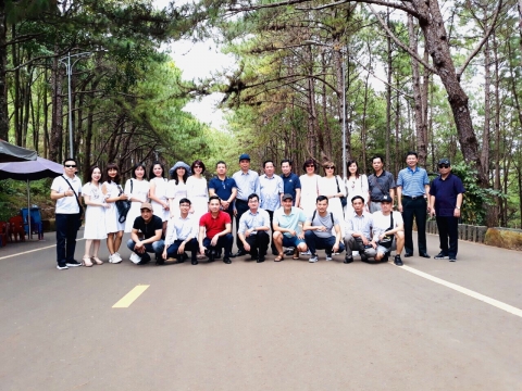 Hoạt Động  " Nhà Máy Quy Chế Từ Sơn " 