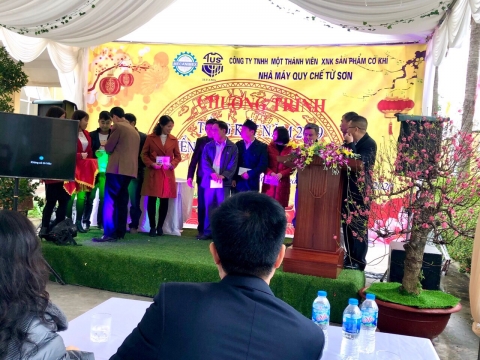 Hoạt động của lãnh đạo nhà máy